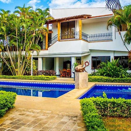 Hotel Boutique Villa Casuarinas Cali Esterno foto