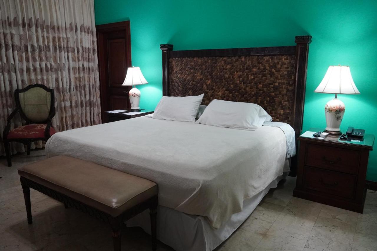 Hotel Boutique Villa Casuarinas Cali Esterno foto