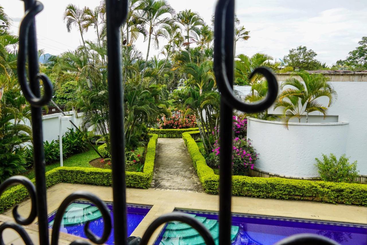 Hotel Boutique Villa Casuarinas Cali Esterno foto