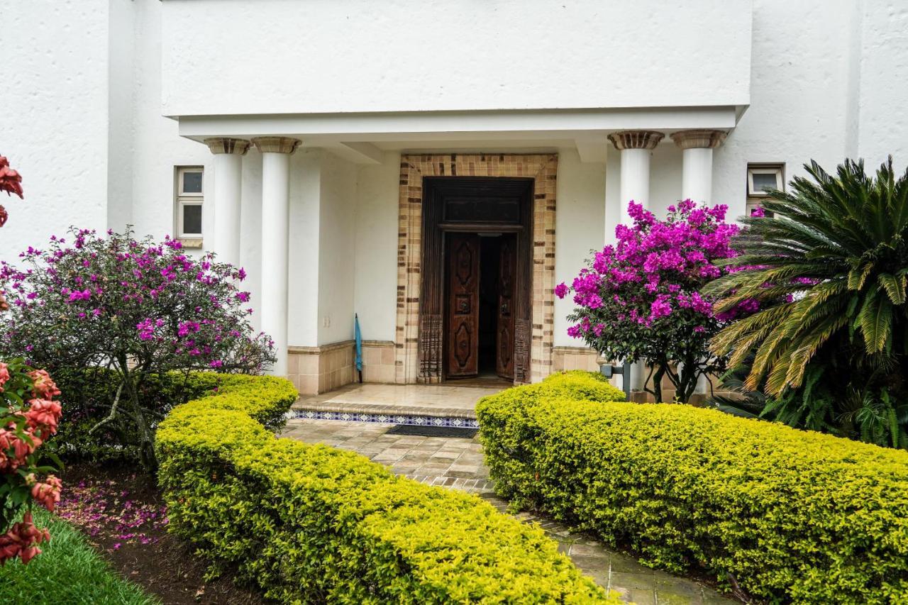 Hotel Boutique Villa Casuarinas Cali Esterno foto
