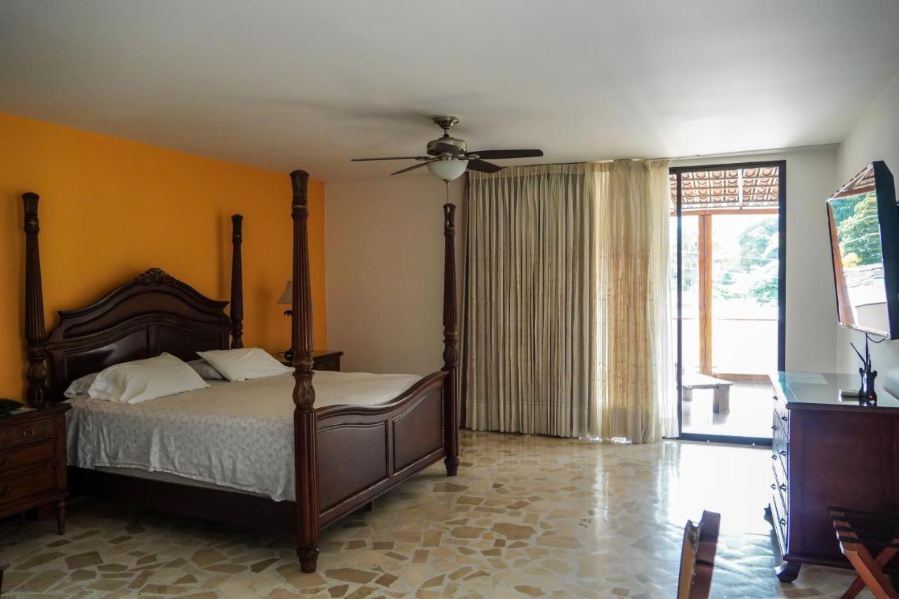 Hotel Boutique Villa Casuarinas Cali Esterno foto